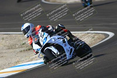 media/Sep-20-2025-TrackDaz (Sat) [[27f0cde673]]/A Group/10am (Turn 3)/